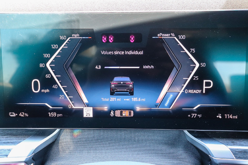 Used 2026 BMW i7 xDrive60 AWD/4WD image 22