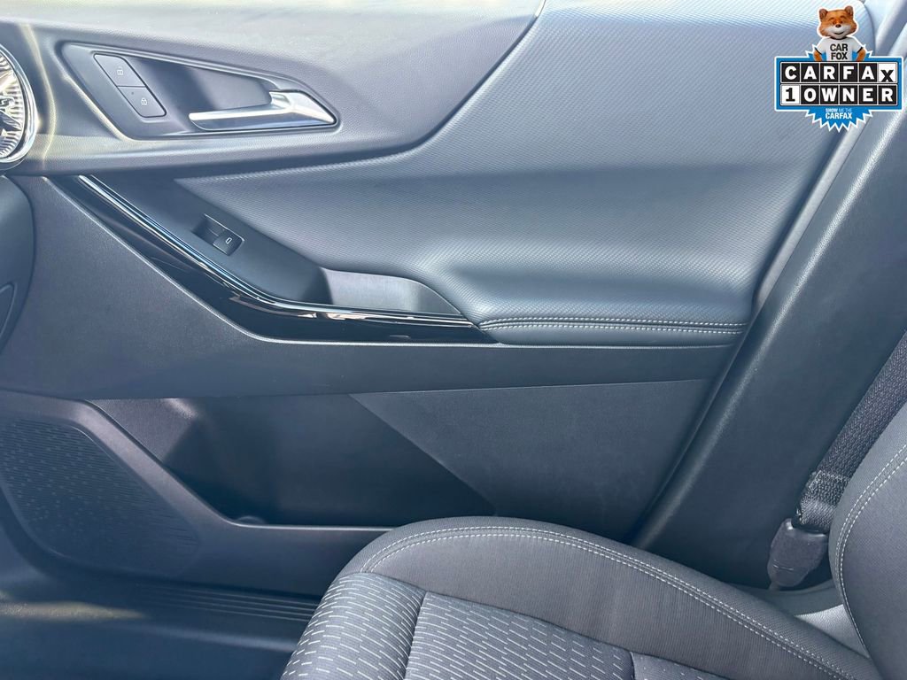 Used 2025 Chevrolet Equinox LT image 27