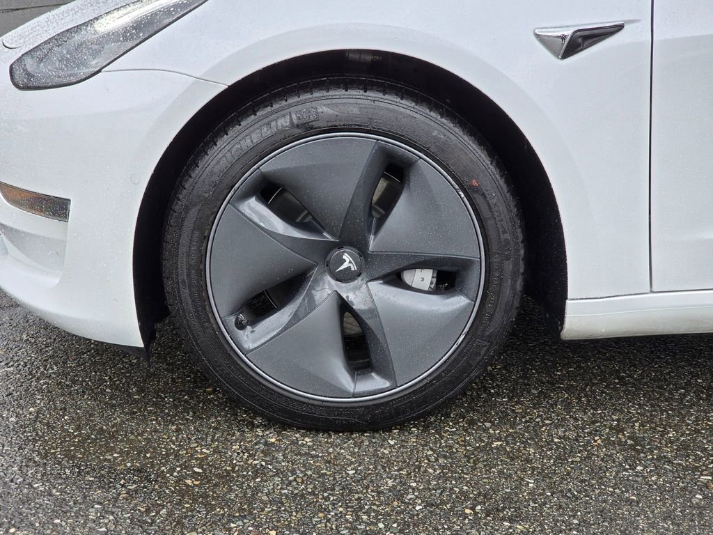 Used 2020 Tesla Model 3 Long Range image 9