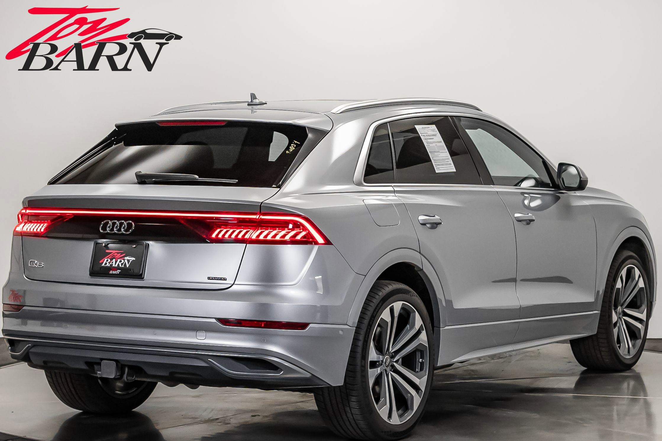 Used 2022 Audi Q8 Premium Plus image 5