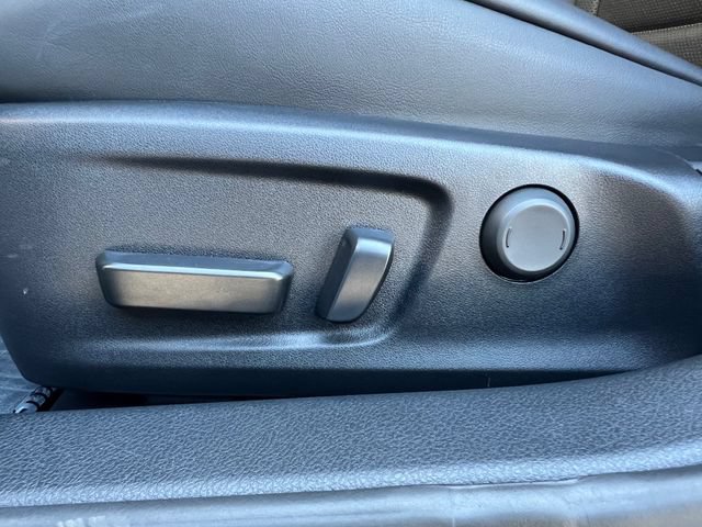 Used 2025 Lexus IS 350 F Sport w/ Navigation Package RWD image 37