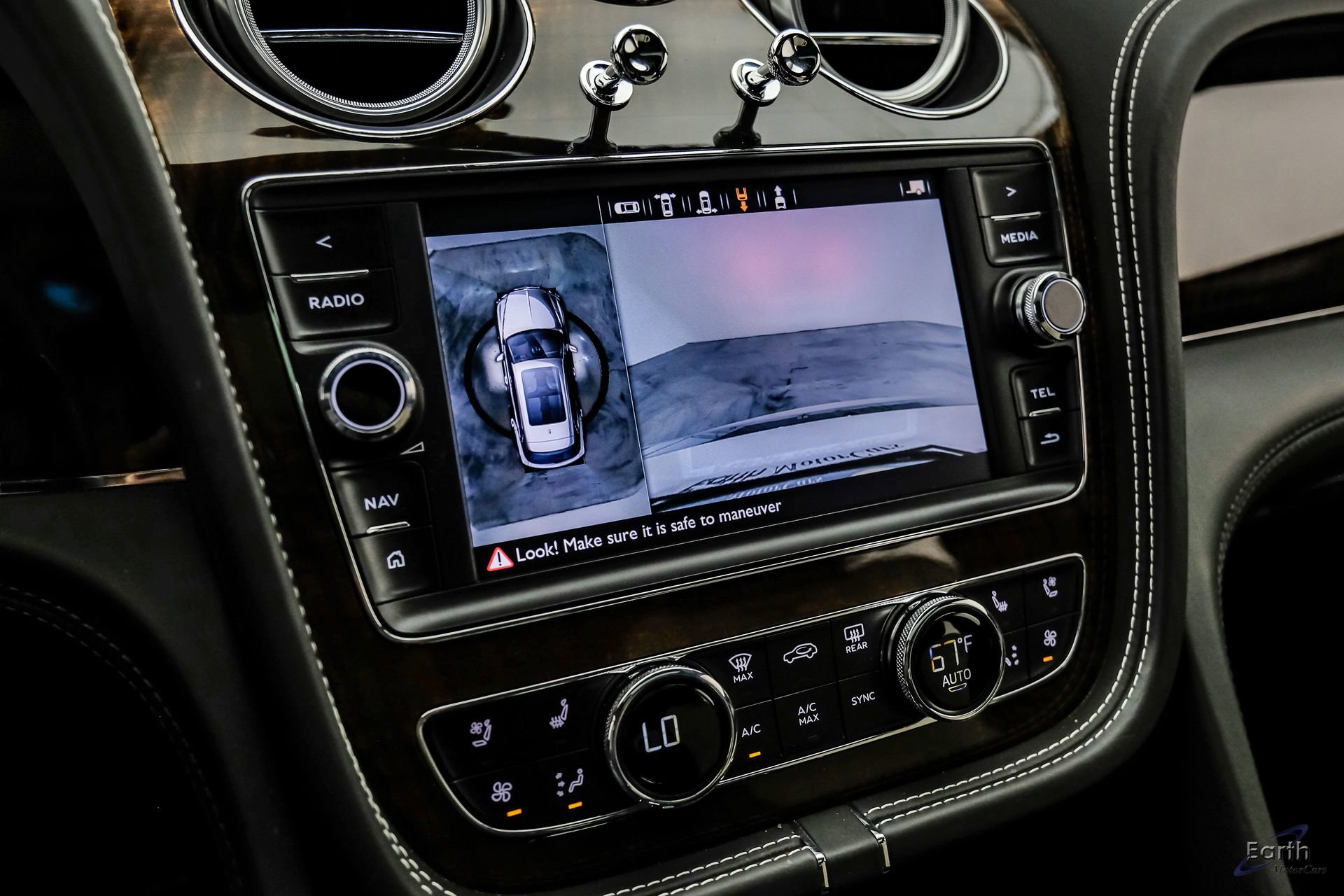 Used 2019 Bentley Bentayga image 69