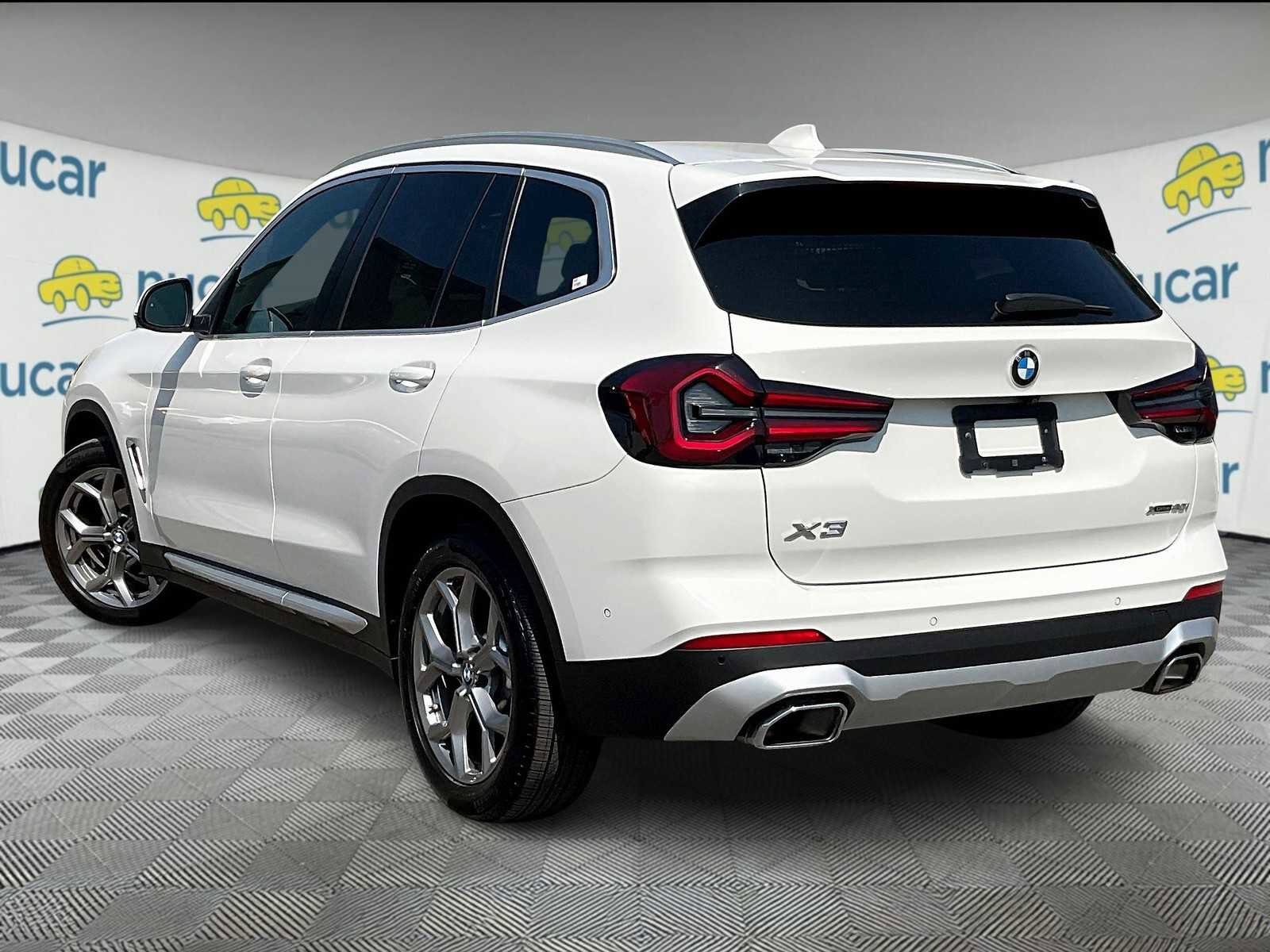 Used 2023 BMW X3 xDrive30i w/ Premium Package image 4