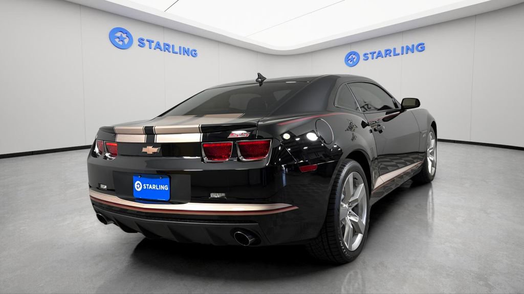 Used 2010 Chevrolet Camaro SS w/ RS Package RWD image 8