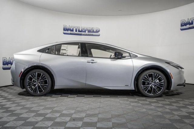 New 2026 Toyota Prius XLE image 12