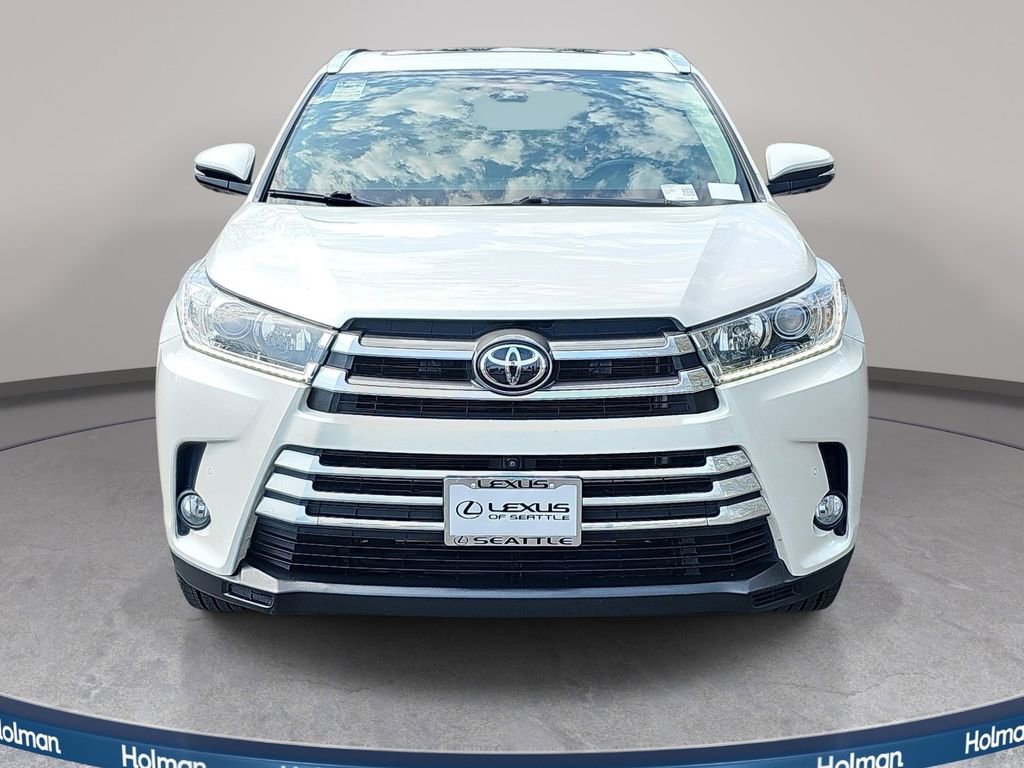 Used 2018 Toyota Highlander Limited Platinum AWD/4WD image 3