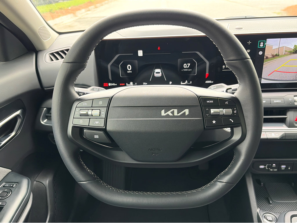 Used 2025 Kia K4 EX FWD image 17