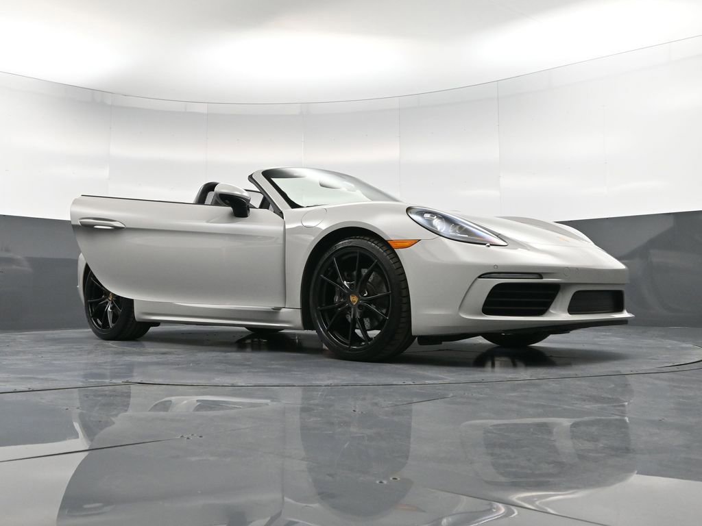 Certified 2025 Porsche 718 Boxster image 38