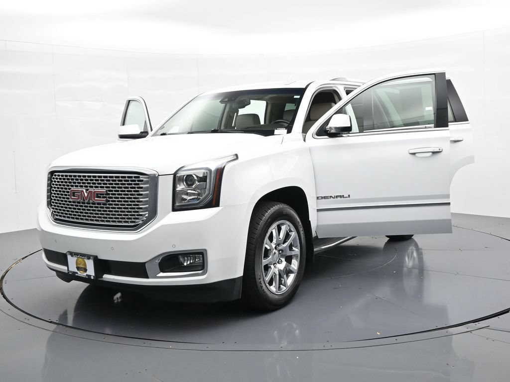 Used 2016 GMC Yukon Denali w/ Open Road Package AWD/4WD image 27