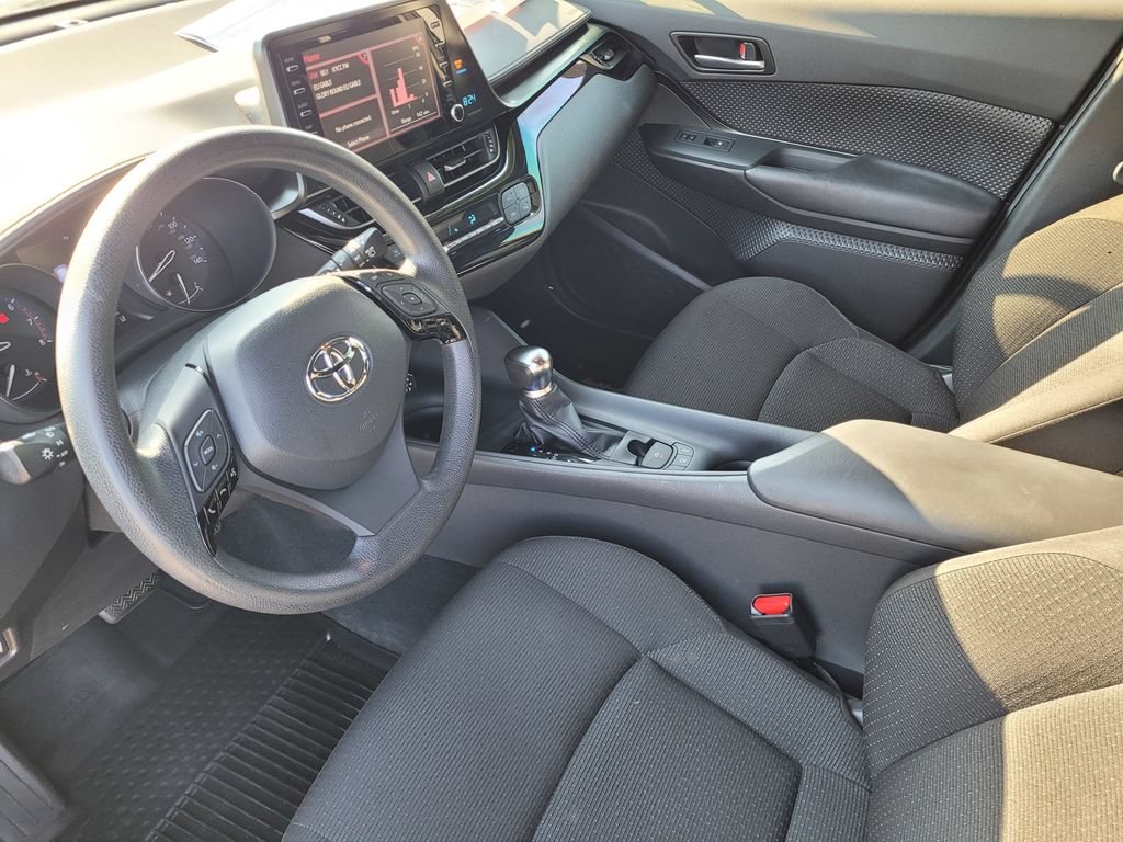 Used 2019 Toyota C-HR LE FWD image 8