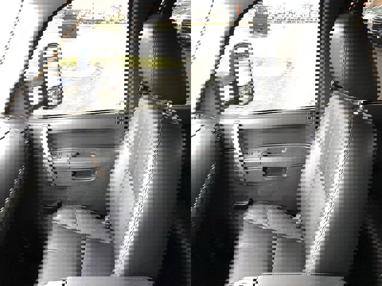 Used 2013 Chevrolet Silverado 2500 LT w/ Interior Plus Package image 21