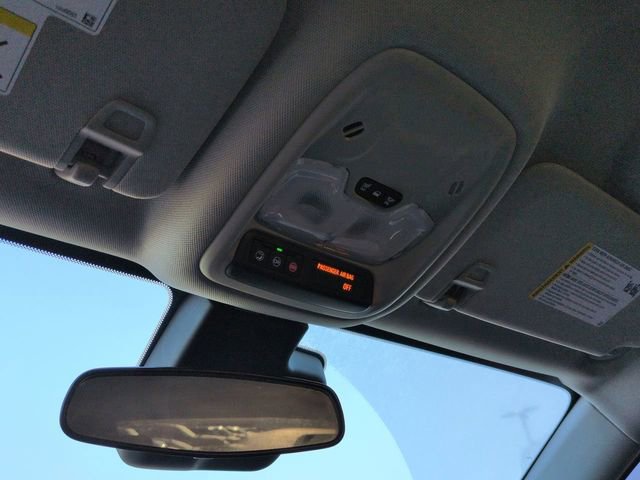 Used 2023 Buick Encore GX Select w/ Sport Touring Package image 24