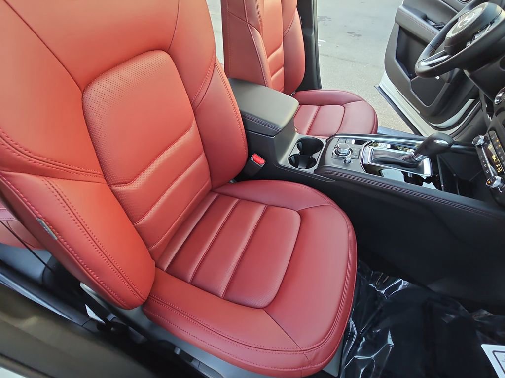 New 2025 MAZDA CX-5 Carbon Edition AWD/4WD image 10