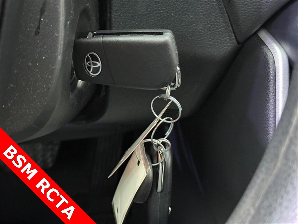 Used 2024 Toyota RAV4 LE image 30