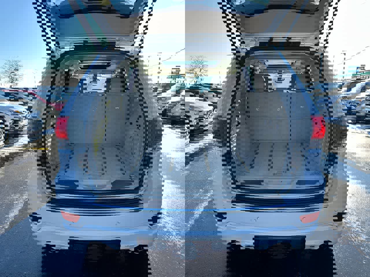 Used 2017 Jeep Grand Cherokee Overland image 39