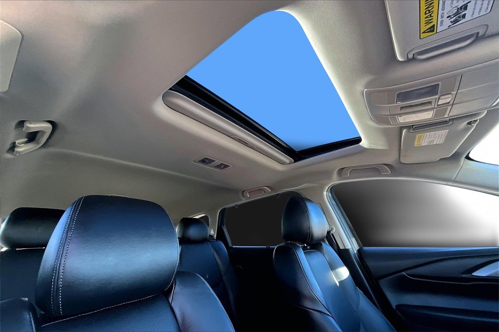 Certified 2022 MAZDA CX-9 Touring Plus image 2