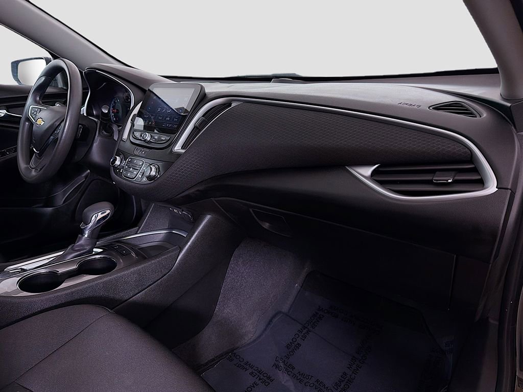 Used 2024 Chevrolet Malibu LT image 16