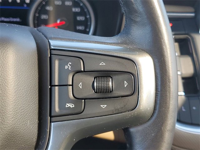 Used 2021 Chevrolet Suburban Premier w/ Premium Package image 24