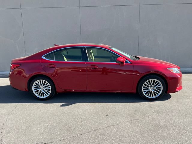 Used 2014 Lexus ES 350 w/ Luxury Package FWD image 5