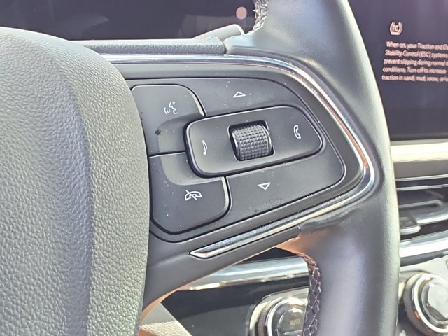 Used 2025 Buick Envista Sport Touring w/ Convenience I Package FWD image 25