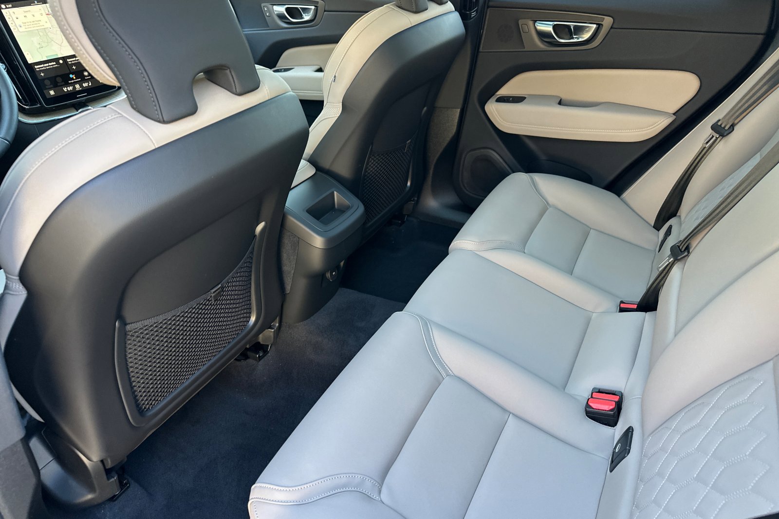 New 2026 Volvo XC60 B5 Core image 10