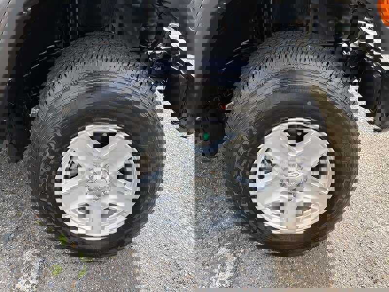 Used 2022 Jeep Gladiator Sport image 27