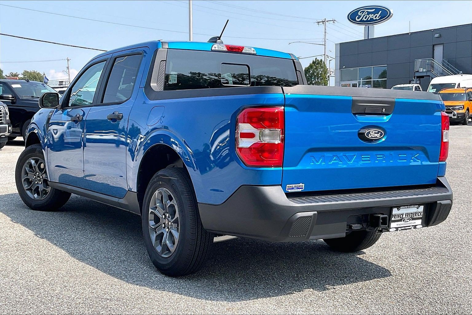 New 2026 Ford Maverick XLT w/ Equipment Group 301A AWD/4WD image 3