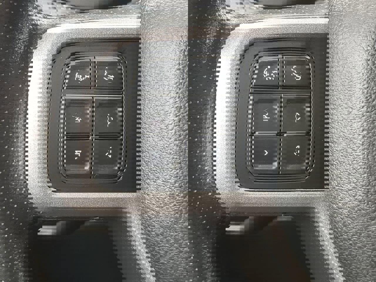 Used 2021 RAM 5500 Tradesman w/ Chrome Appearance Group image 20