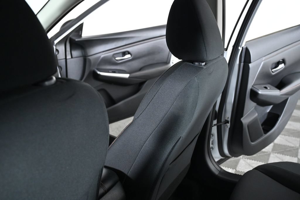 Certified 2023 Nissan Sentra SR w/ Electronics Package FWD image 29