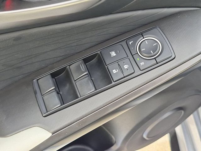 Used 2022 Lexus IS 350 F Sport w/ Accessory Package RWD image 15