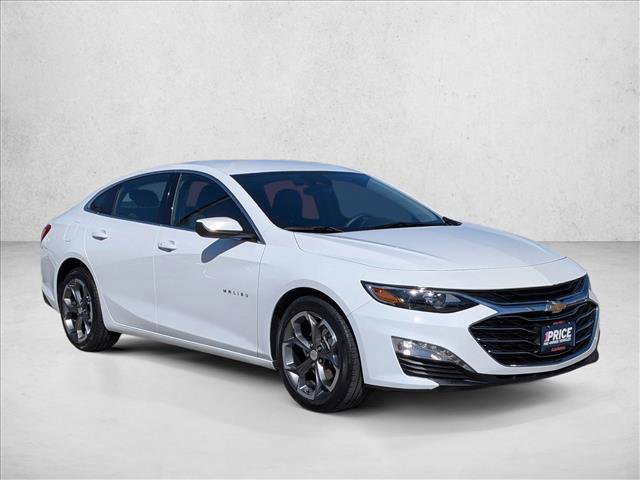 Used 2024 Chevrolet Malibu LT image 3