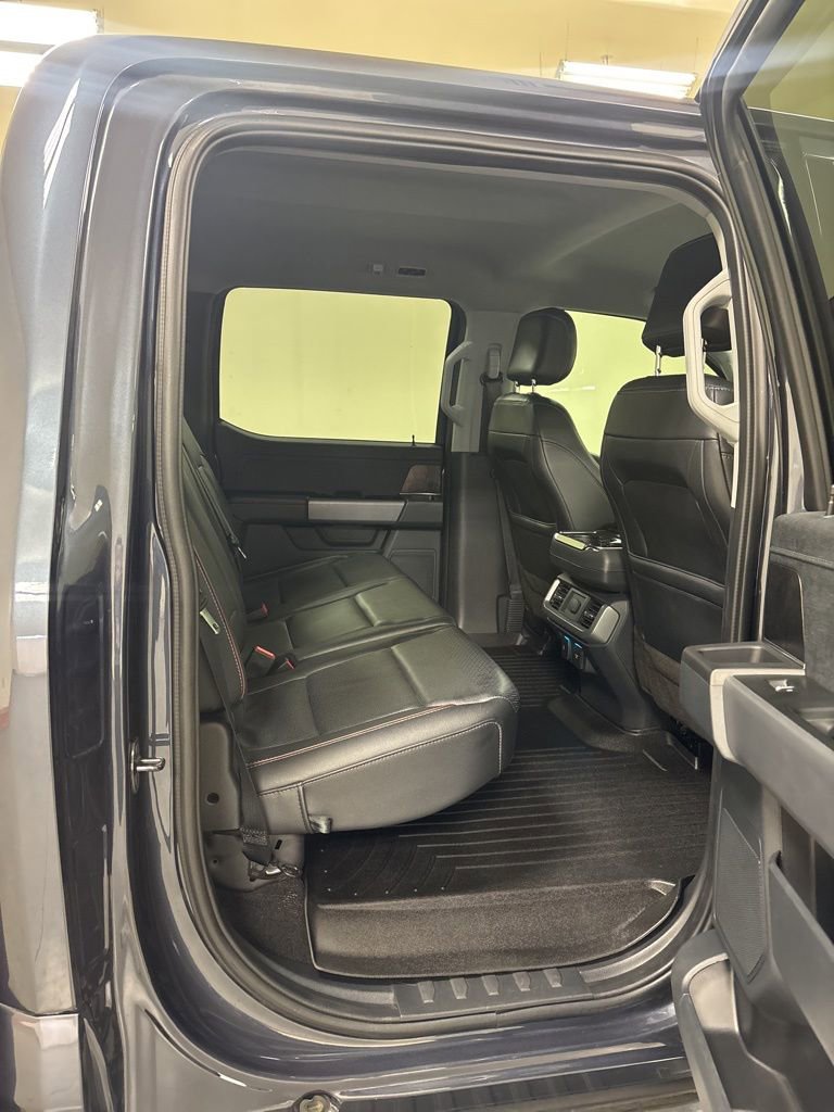 Used 2022 Ford F150 Lariat w/ Max Trailer Tow Package image 33