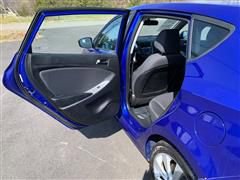 Used 2013 Hyundai Accent SE image 32