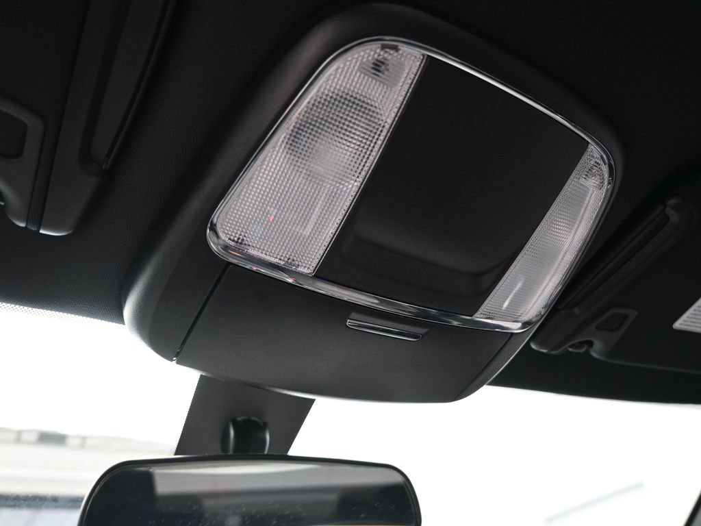 Used 2023 Dodge Charger SXT w/ Blacktop Package image 21