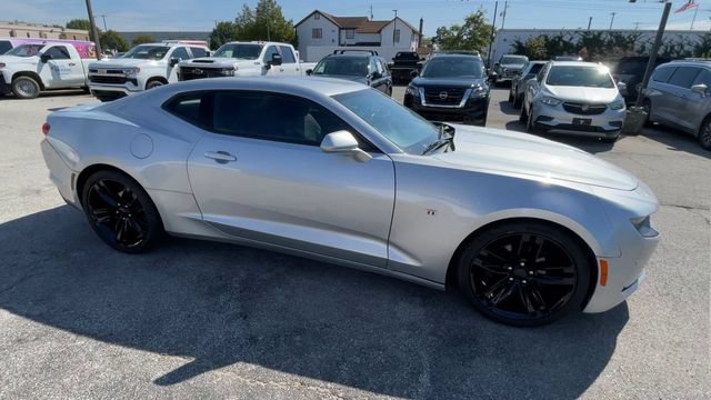 Used 2019 Chevrolet Camaro LT RWD image 3