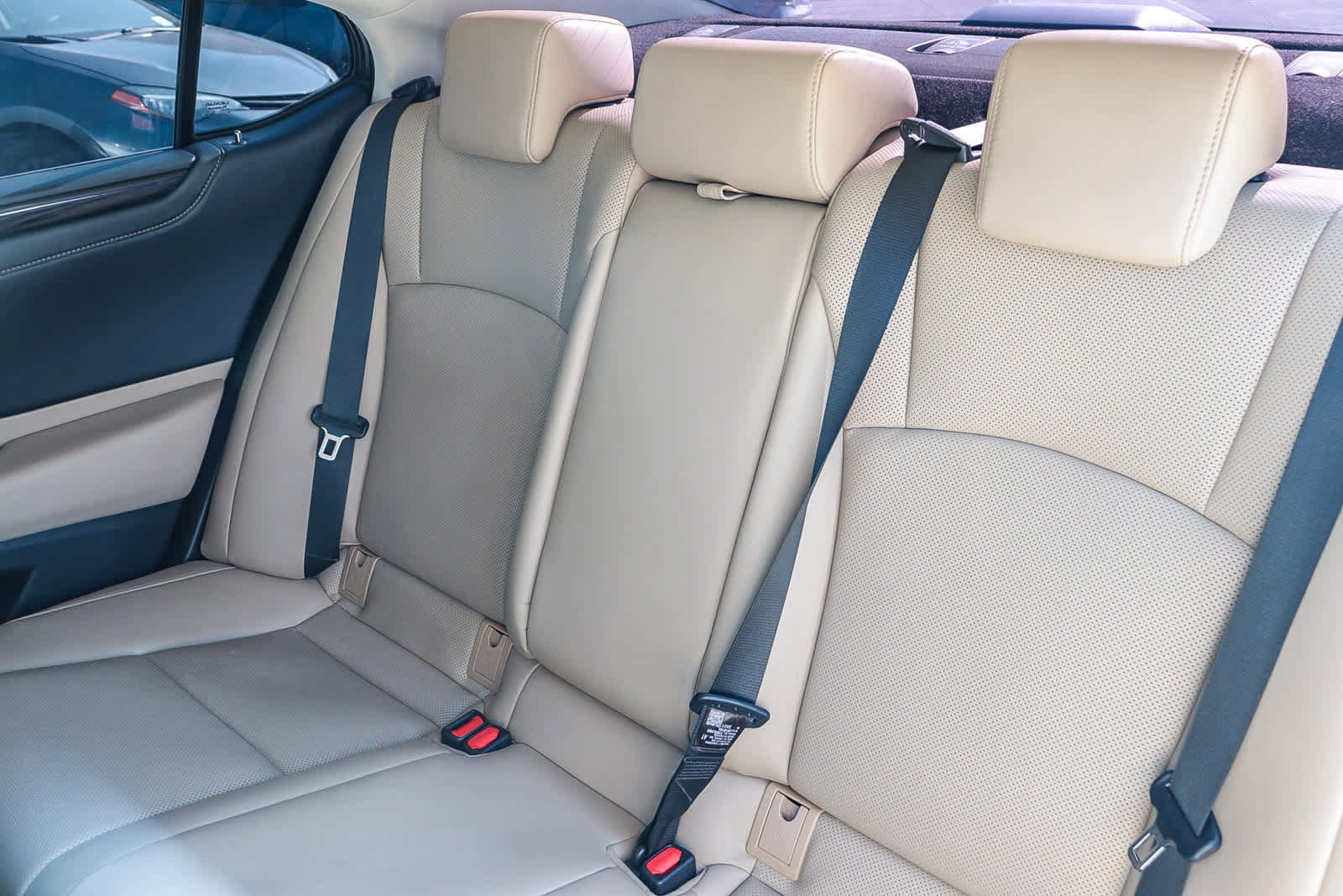 Used 2021 Lexus ES 300h w/ Premium Package image 23