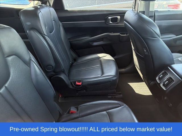 Used 2023 Kia Sorento EX AWD/4WD image 17