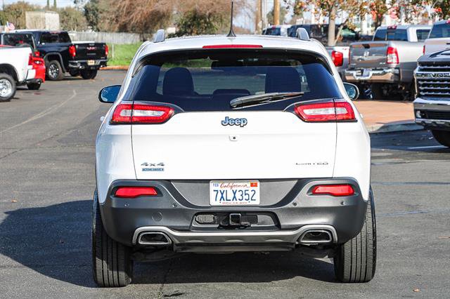 Used 2017 Jeep Cherokee Limited w/ Luxury Group image 3