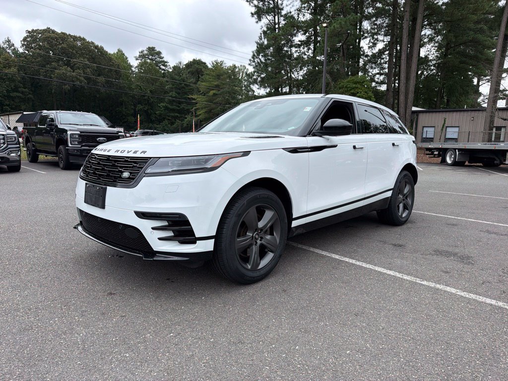 Used 2025 Land Rover Range Rover Velar Dynamic SE AWD/4WD image 2