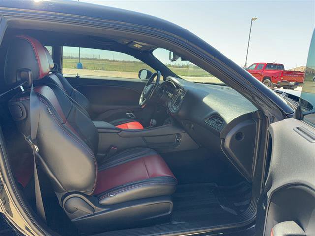 Used 2023 Dodge Challenger SXT w/ Blacktop Package RWD image 9