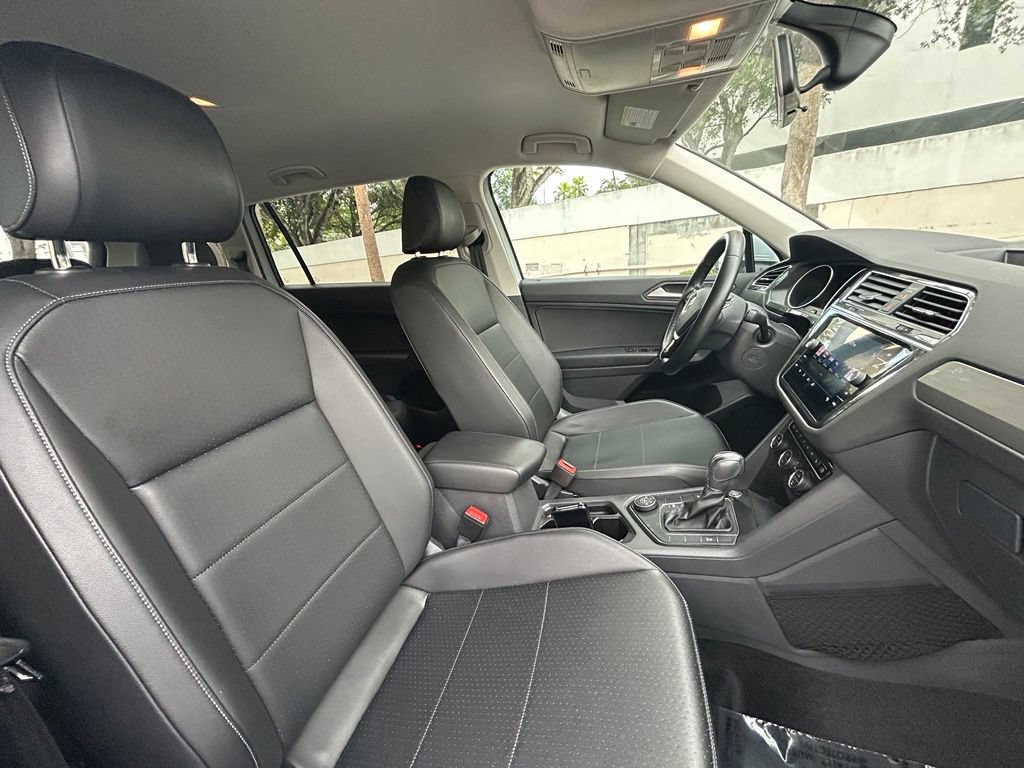 Used 2019 Volkswagen Tiguan SE AWD/4WD image 30