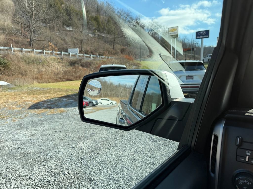 Used 2017 GMC Sierra 1500 SLE w/ SLE Value Package image 10