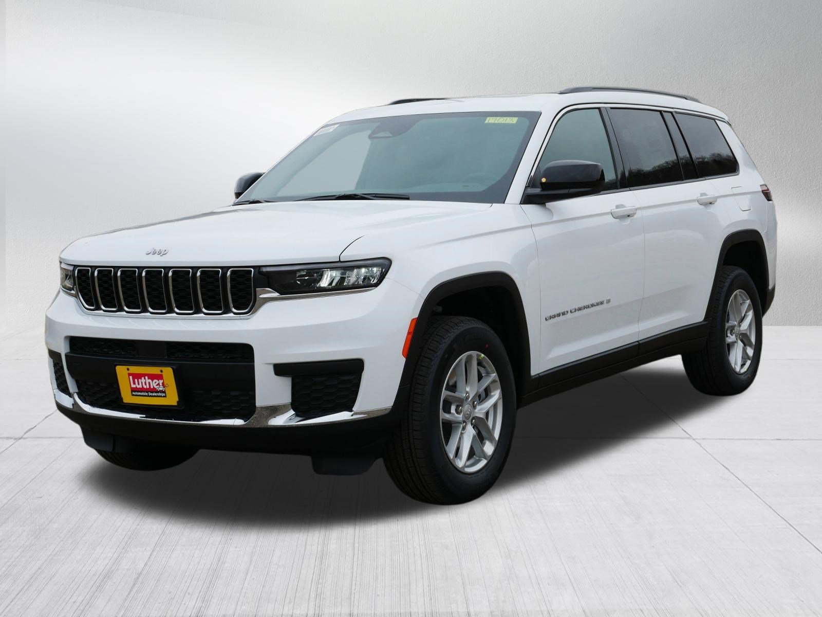 New 2026 Jeep Grand Cherokee L 4WD image 4