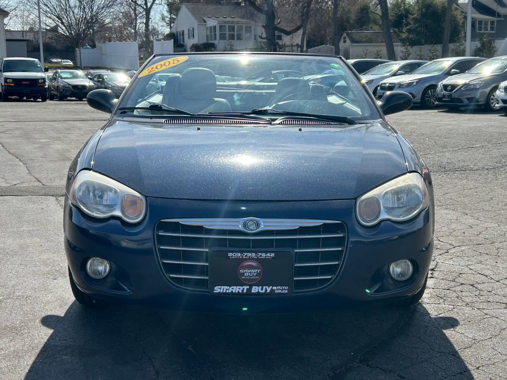 Used 2005 Chrysler Sebring Touring w/ Electronics Convenience Group image 3