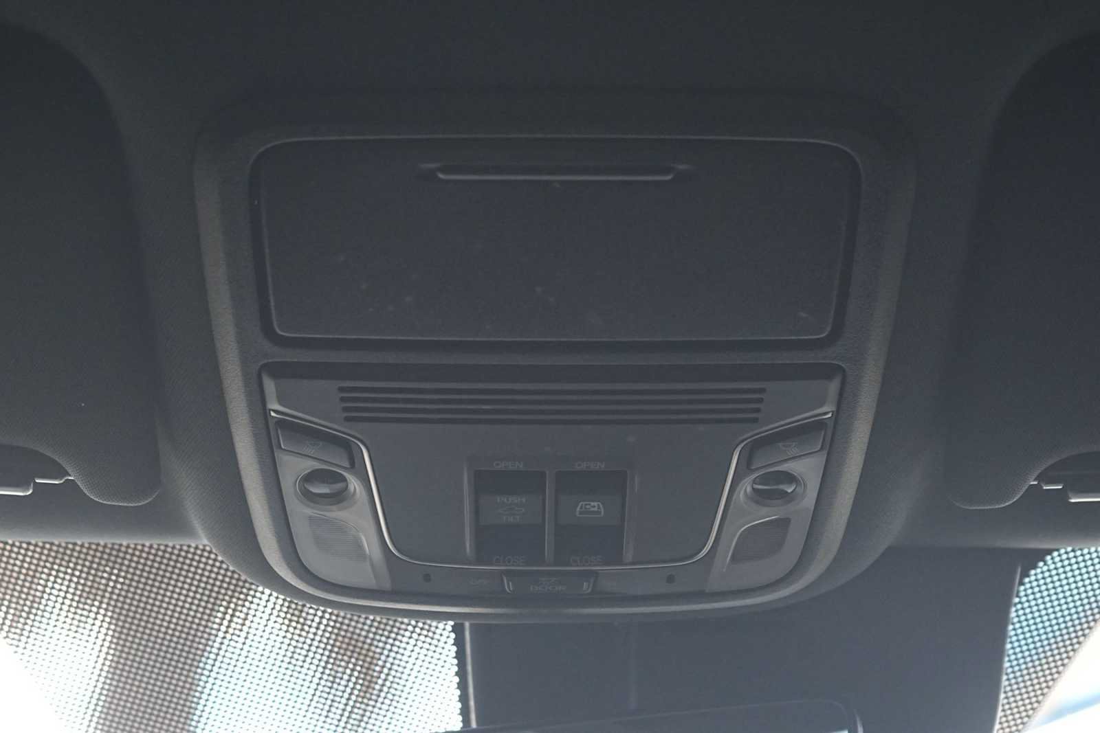 Certified 2025 Honda Ridgeline Black Edition image 23
