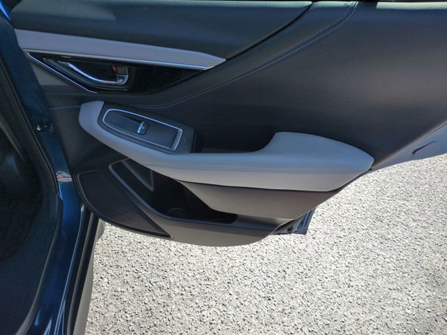 Used 2022 Subaru Outback Limited image 36
