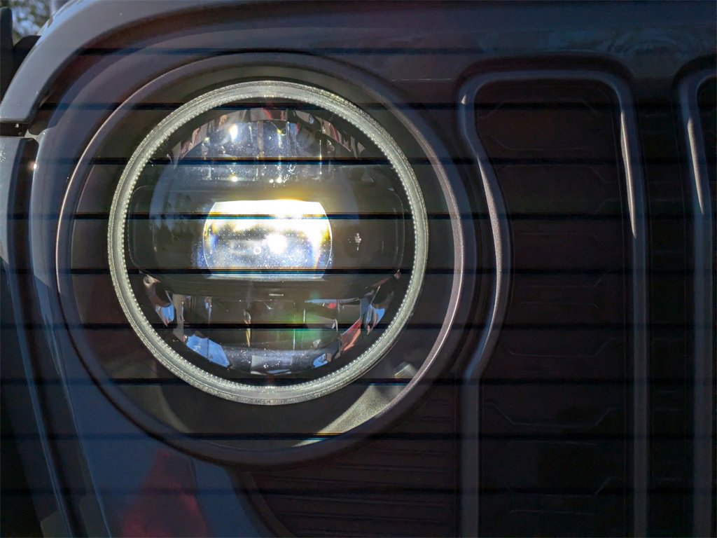 Used 2024 Jeep Wrangler Unlimited Rubicon image 12