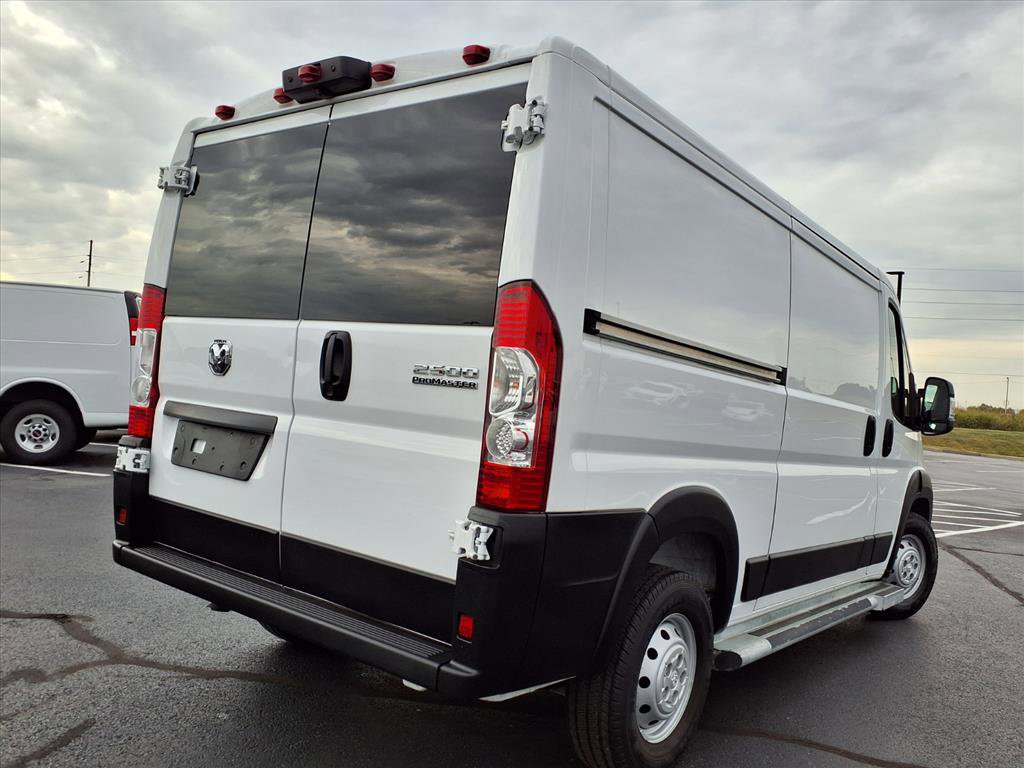 Used 2023 RAM ProMaster 2500 image 28