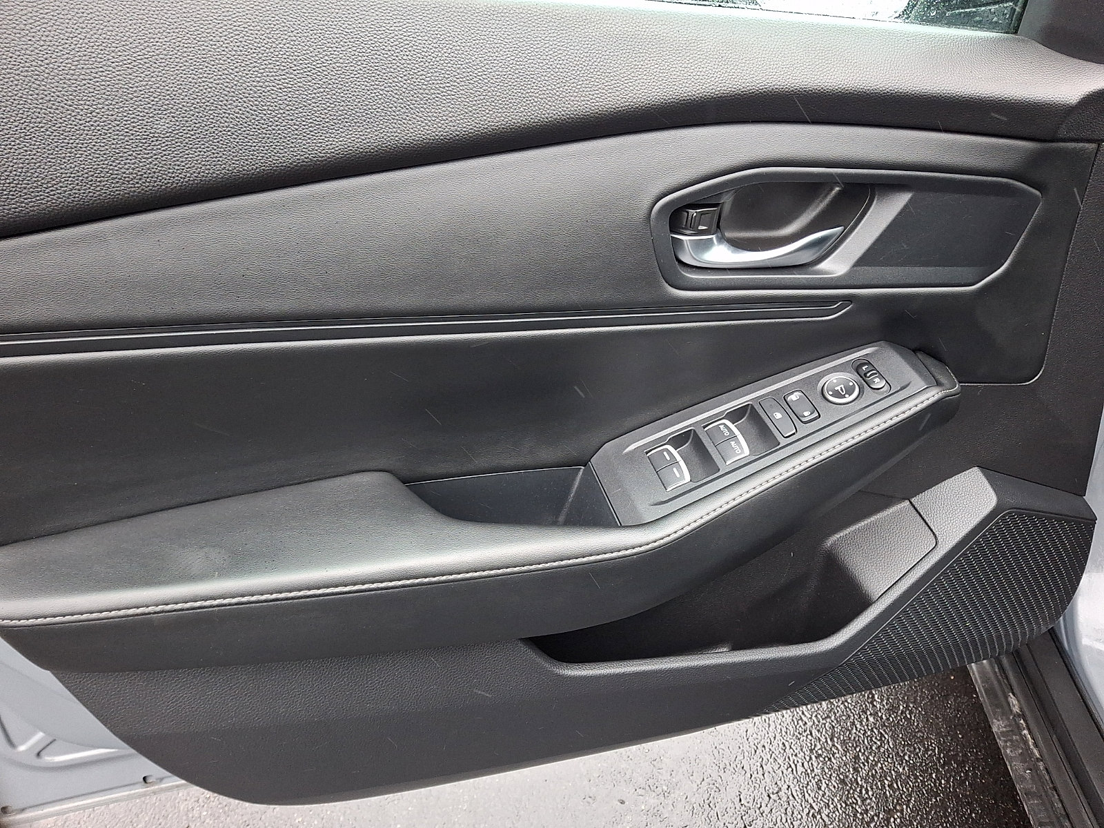 Used 2023 Honda Accord Sport image 12