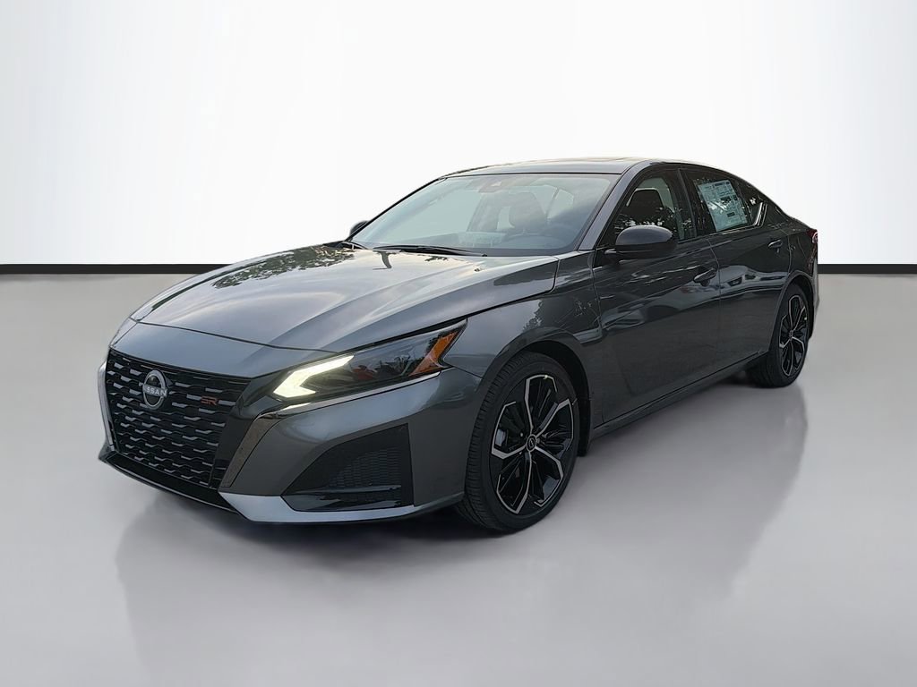 New 2025 Nissan Altima 2.5 SR image 4